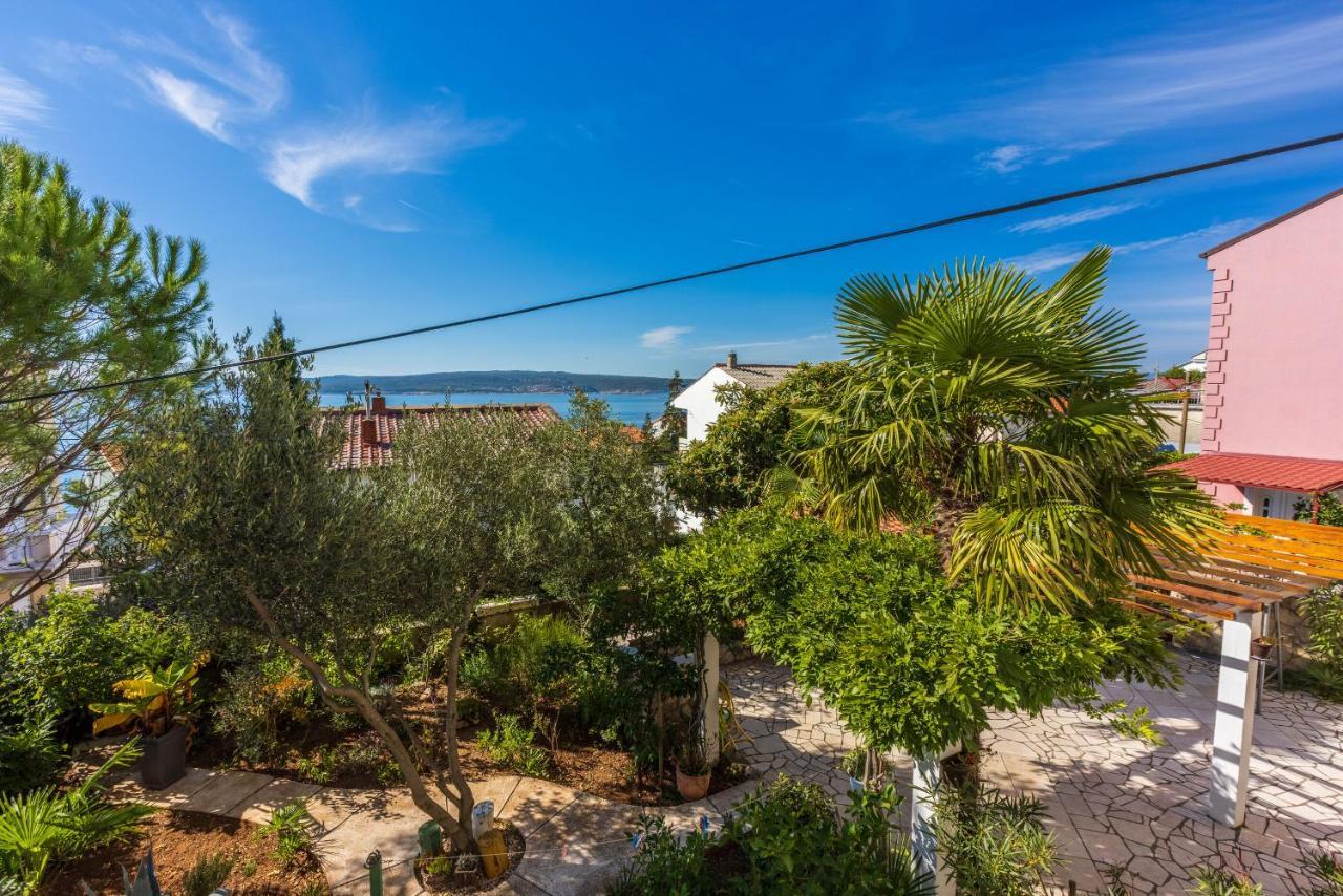 Apartments Neno Crikvenica Exterior photo
