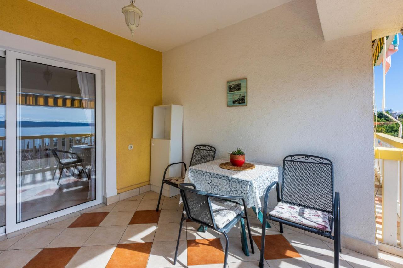 Apartments Neno Crikvenica Exterior photo