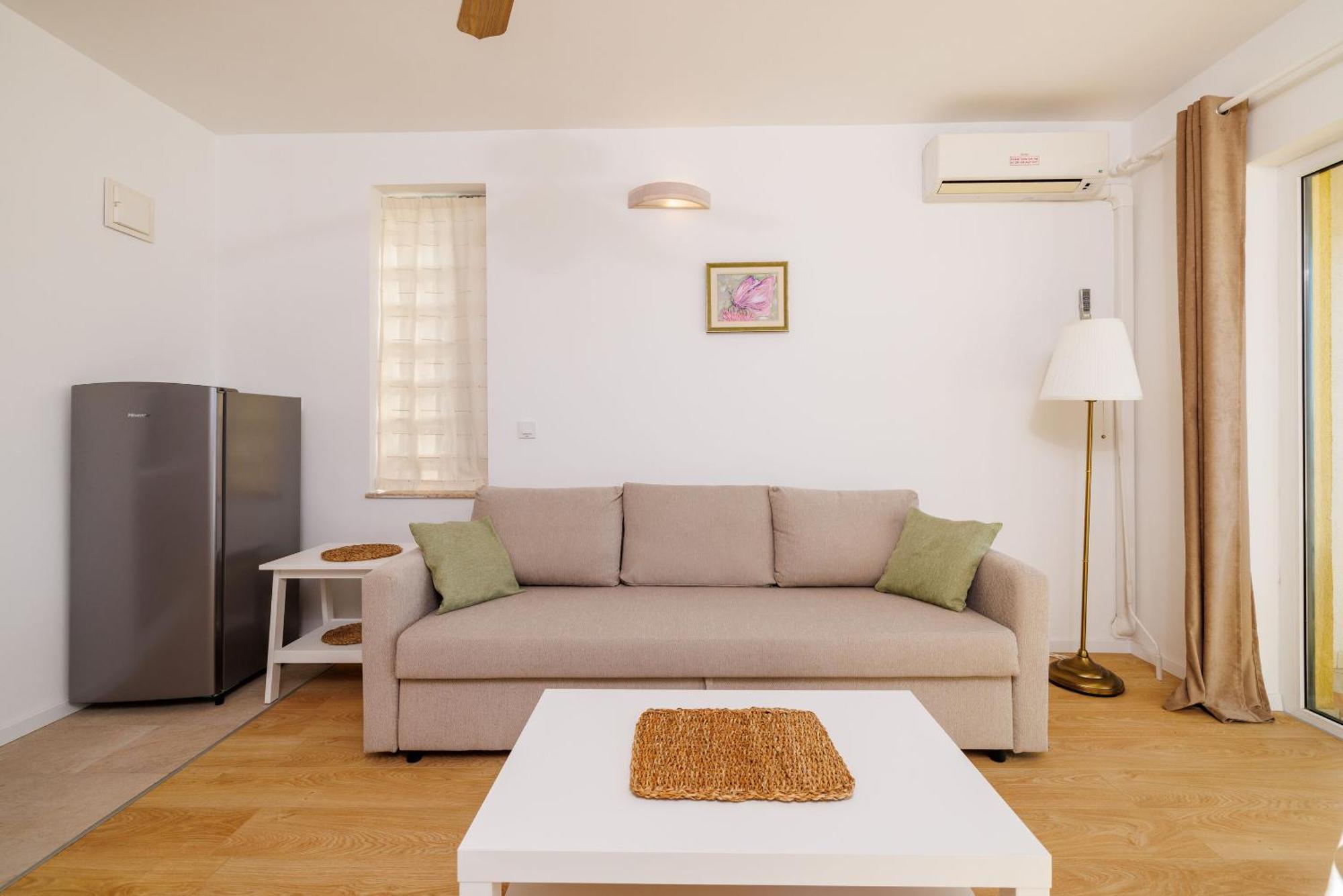 Apartments Neno Crikvenica Exterior photo